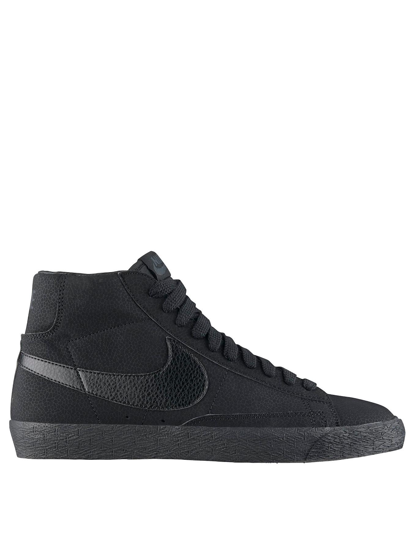 black mesh nike trainers