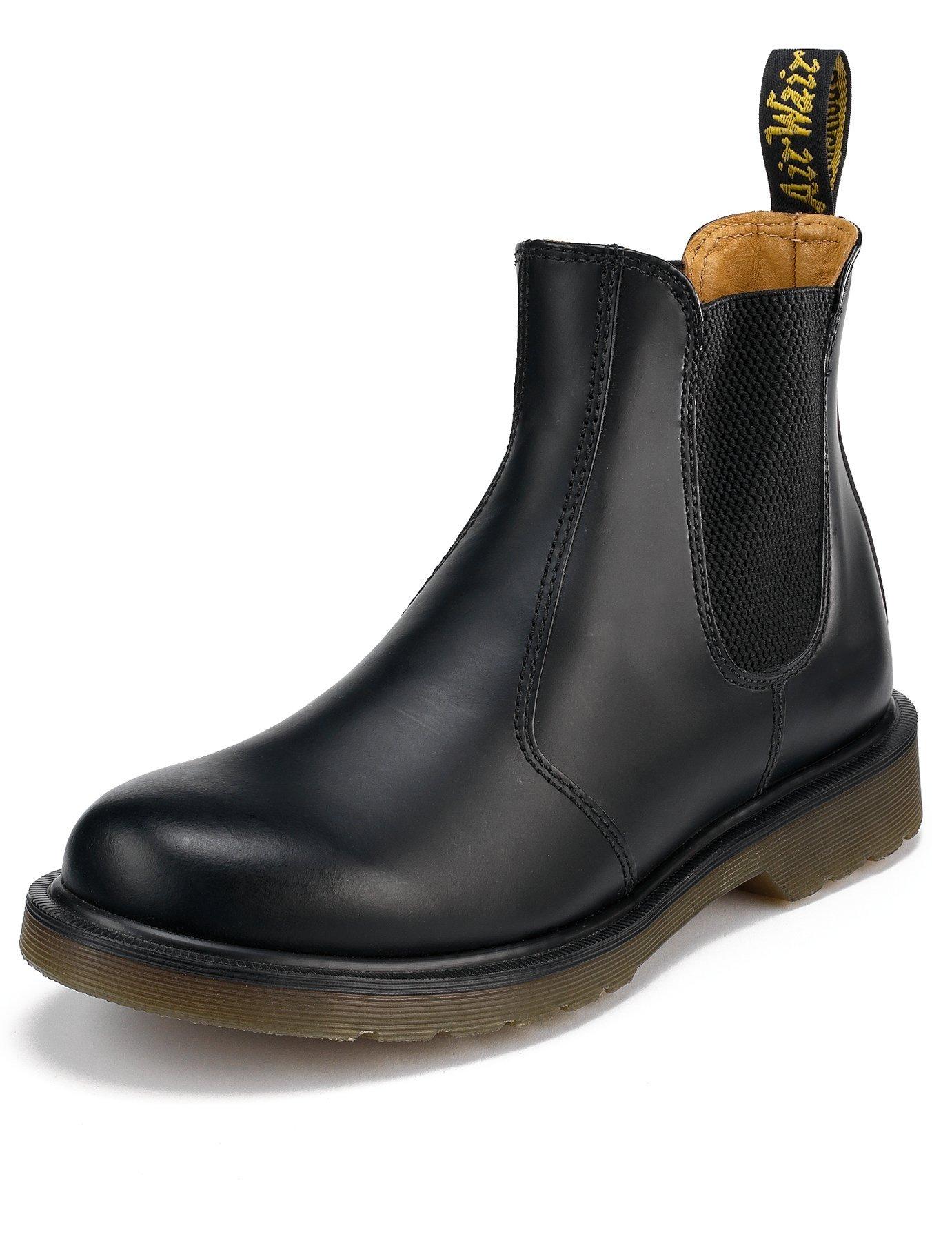 dr martens black sole boots