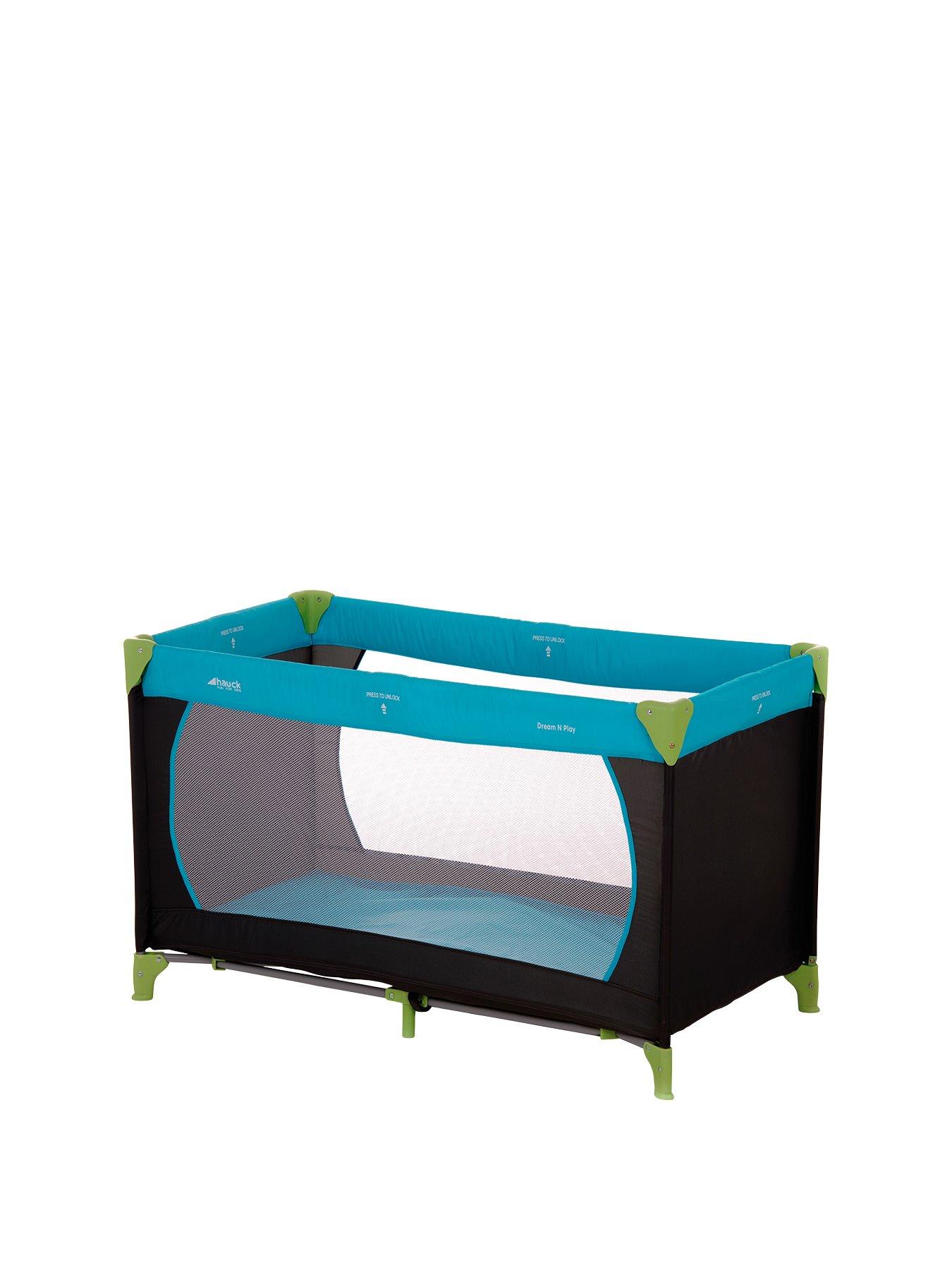 hauck travel cot mattress size