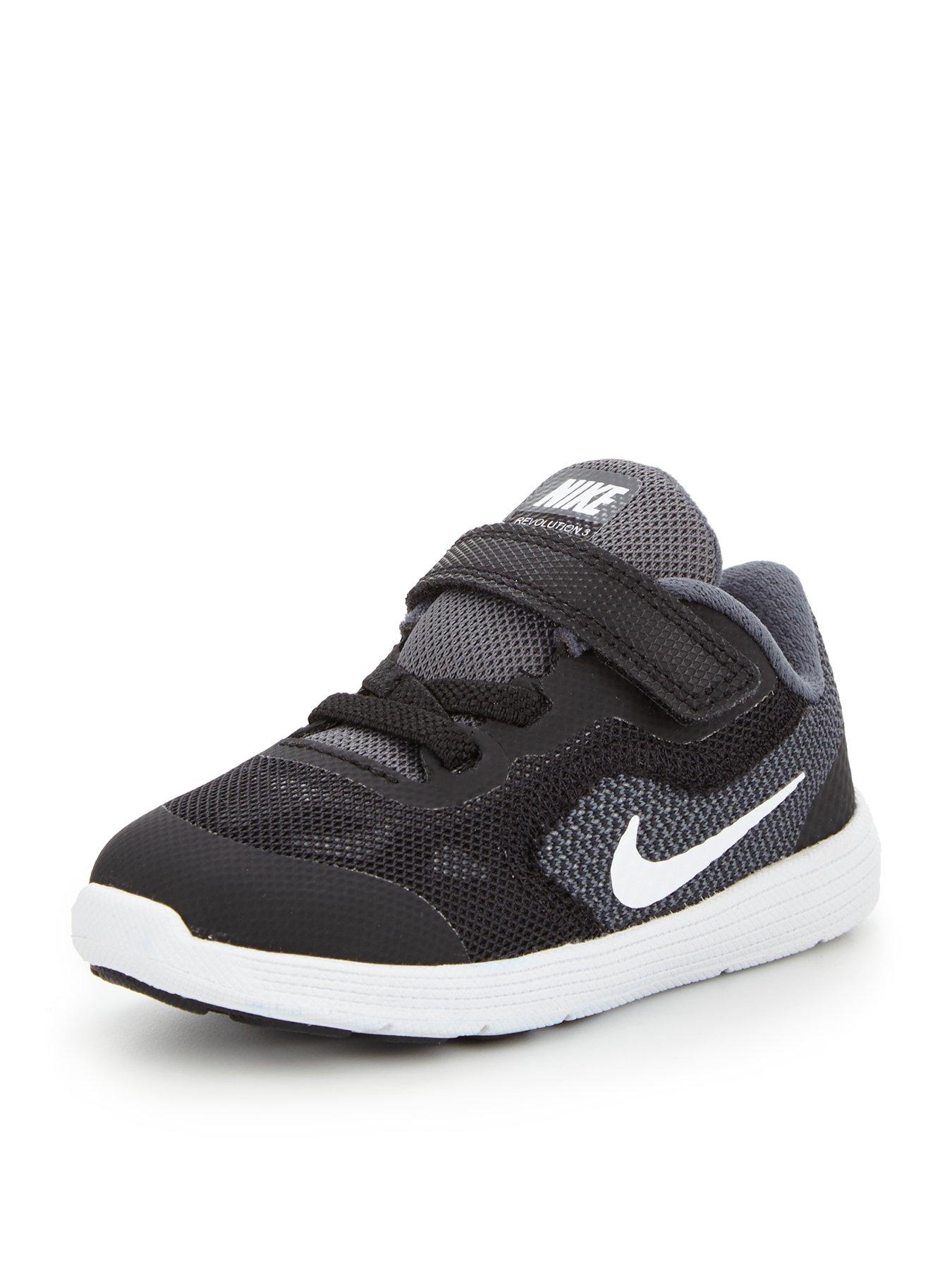 nike revolution 3 infant