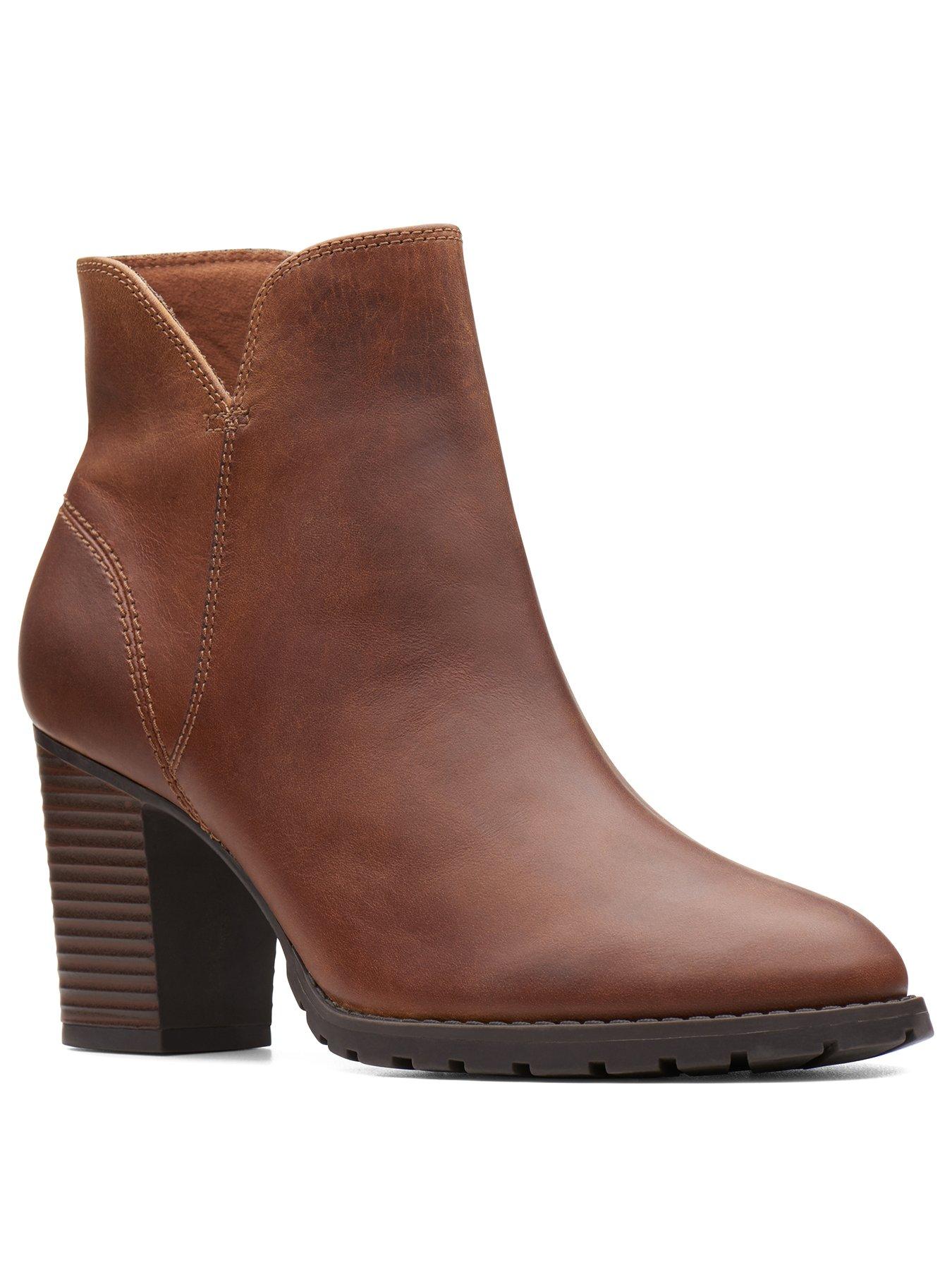 clarks ankle boots