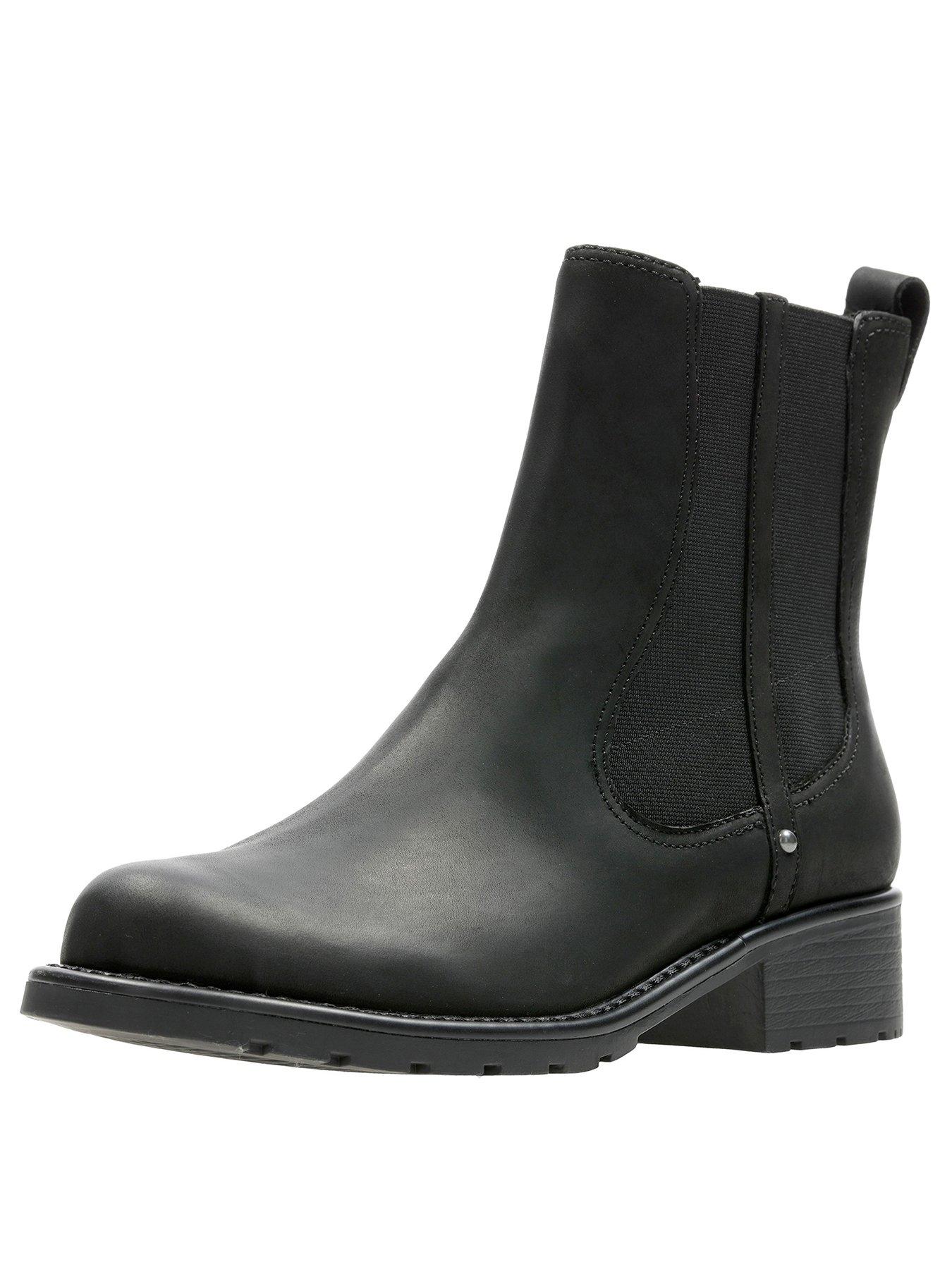 clarks ankle boots