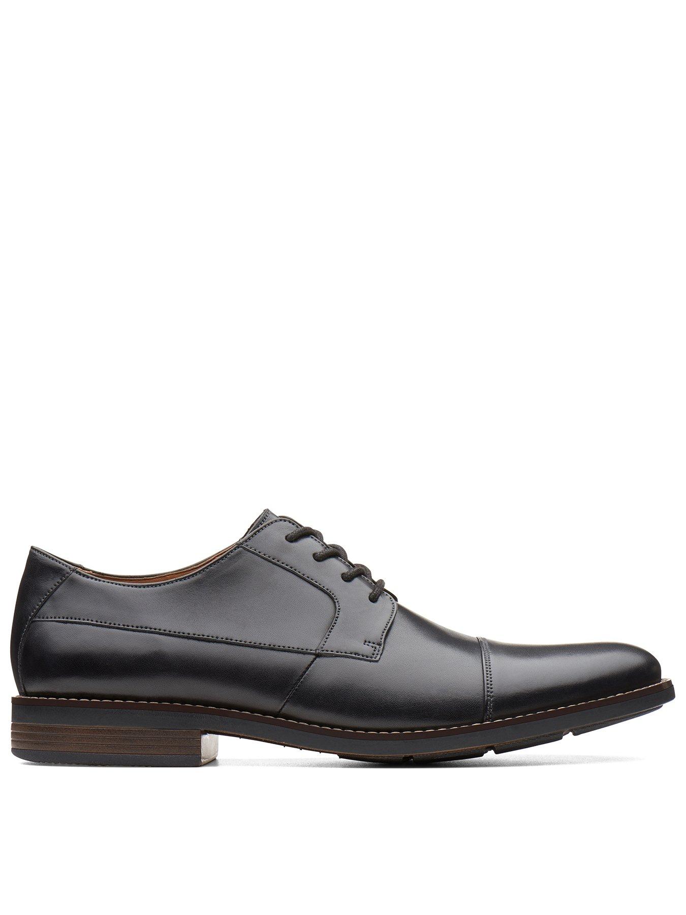 clarks wide fit black shoes