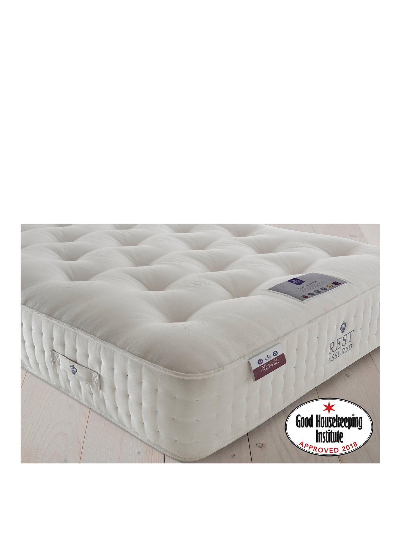 Rest Assured Tilbury Wool Tufted Mattress Medium