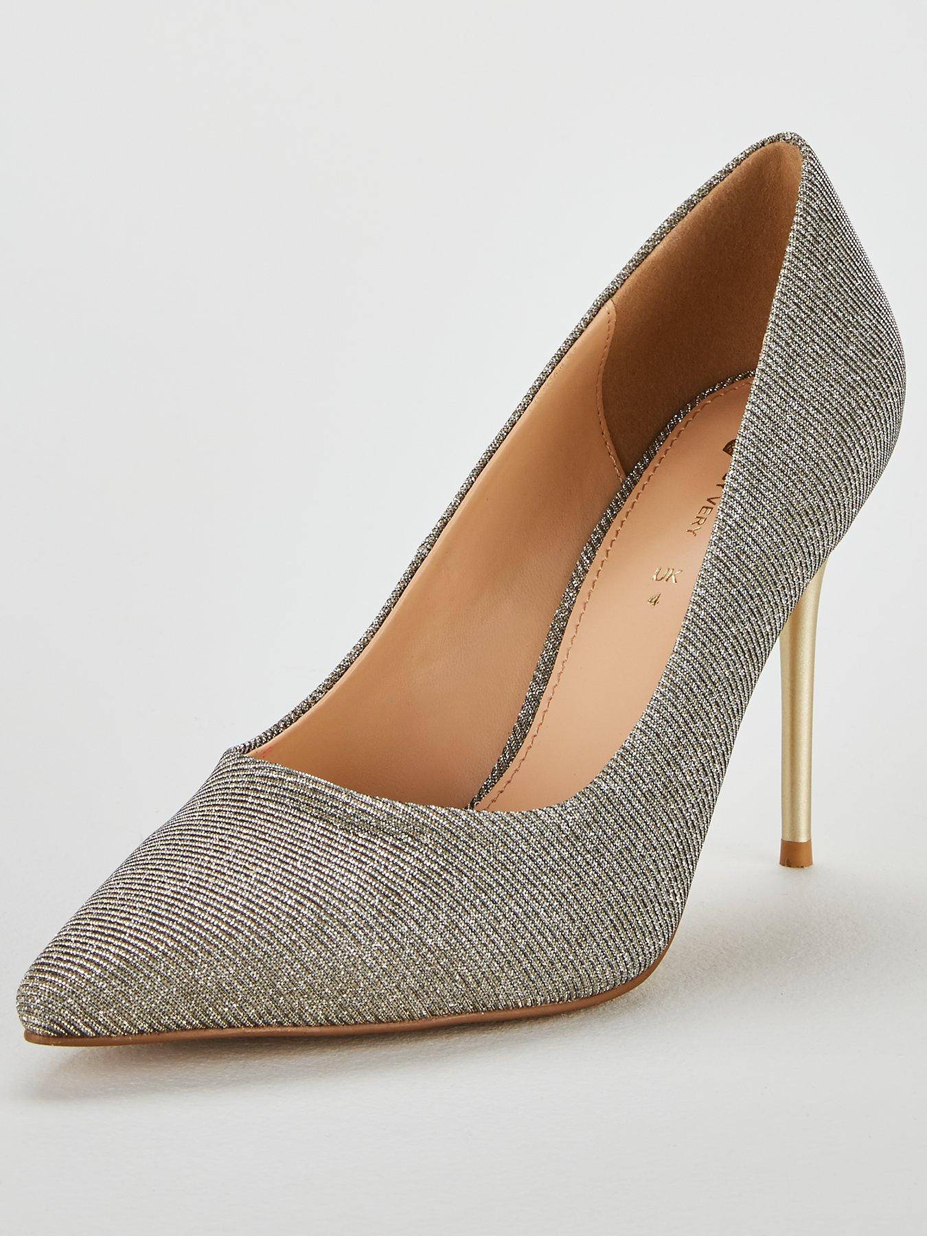 v-by-very-chick-high-heel-point-court-shoe-metallic