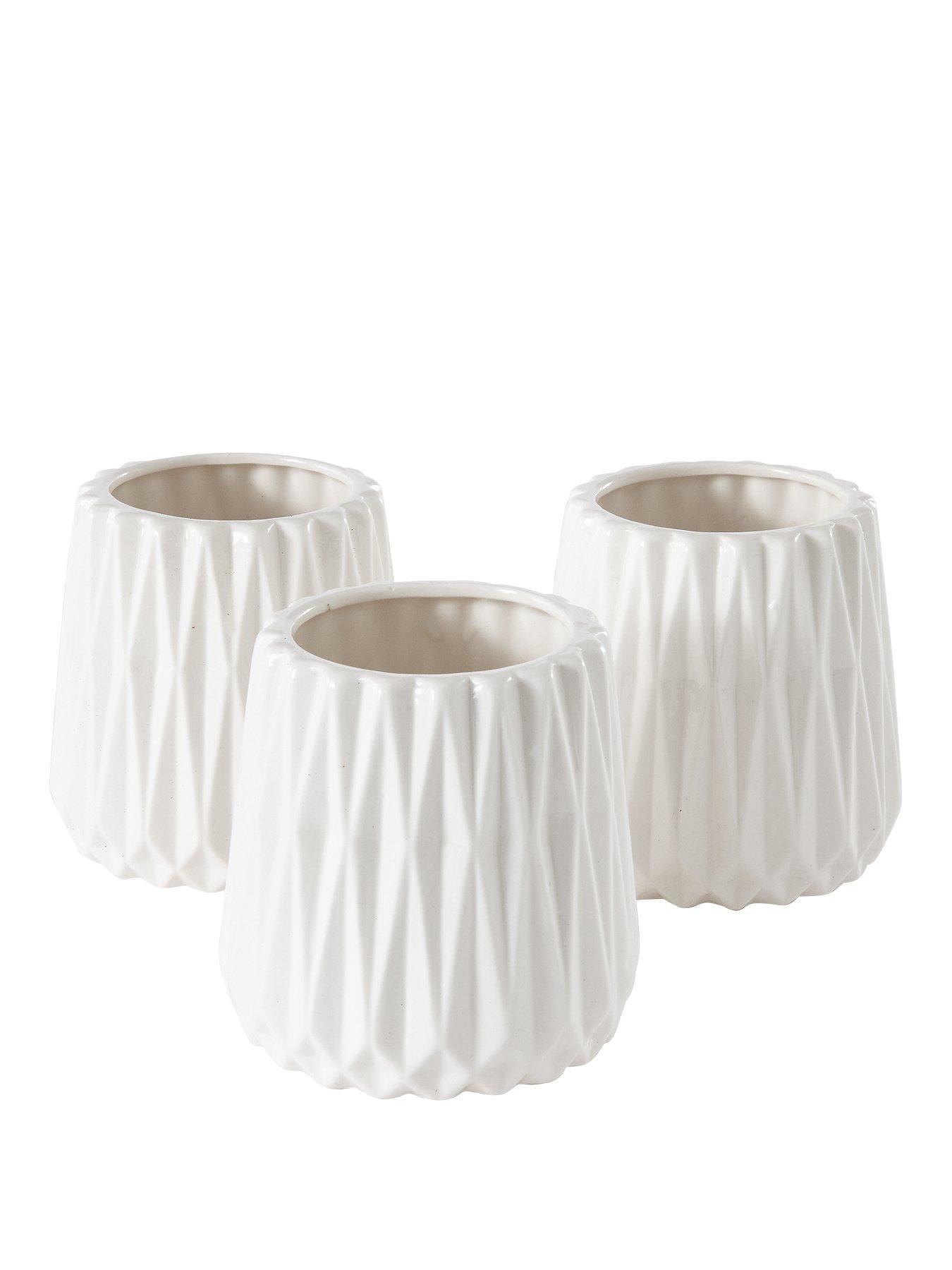 White Porcelain 13 x 12 x 8 cm Light-Glow Sheeps Candle Holder