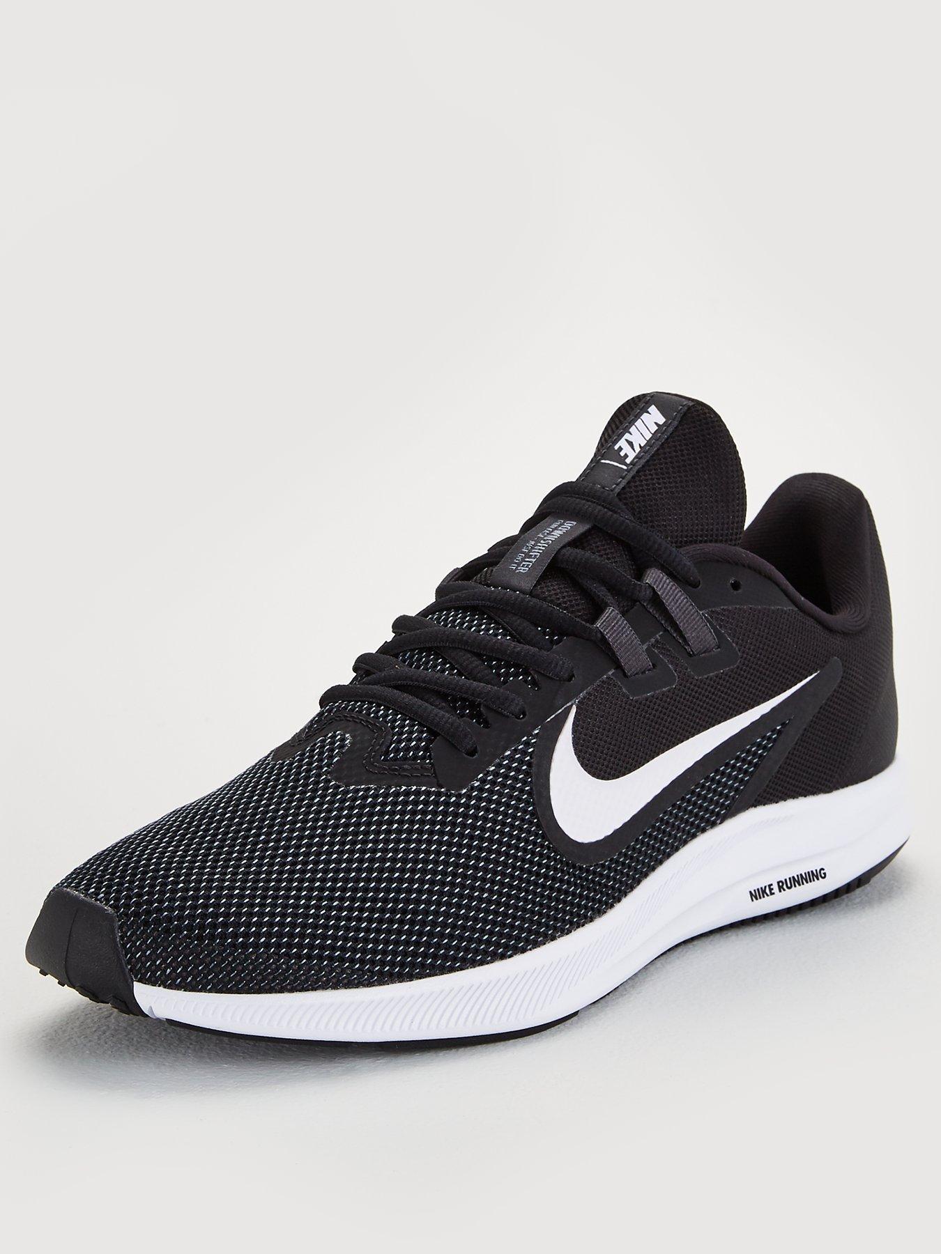 nike company ke shoes
