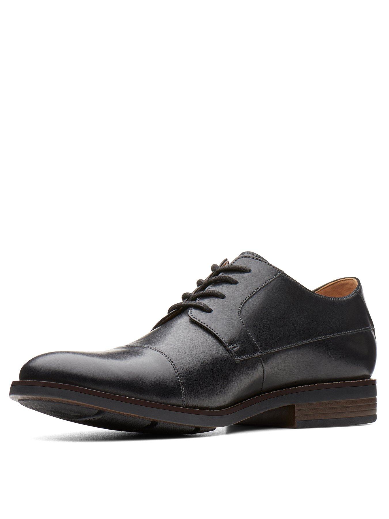 clarks mens black lace up shoes