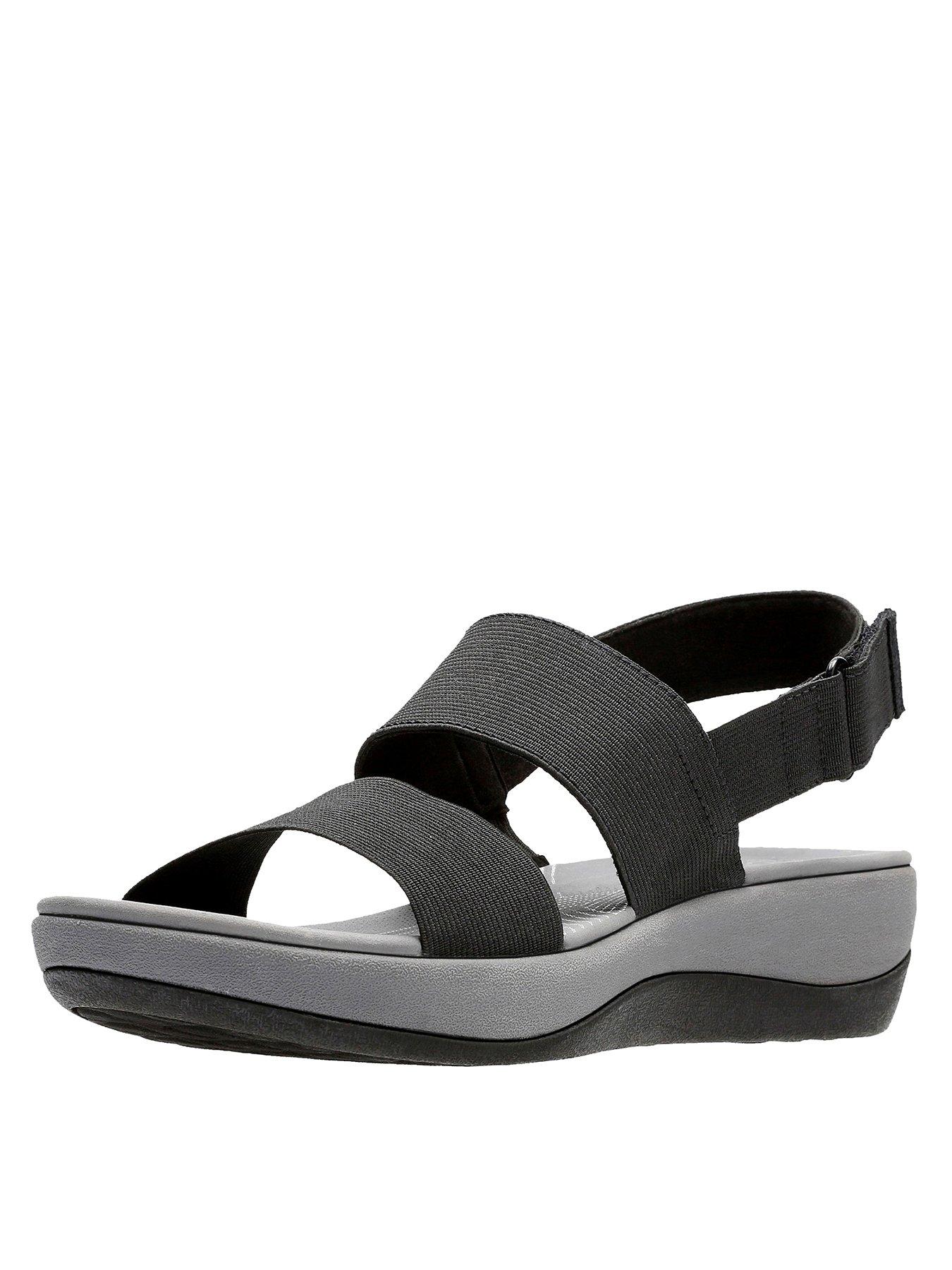 clarks black sandals