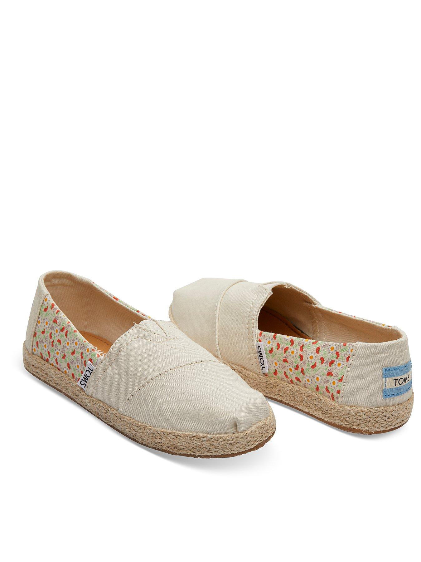toms for girls