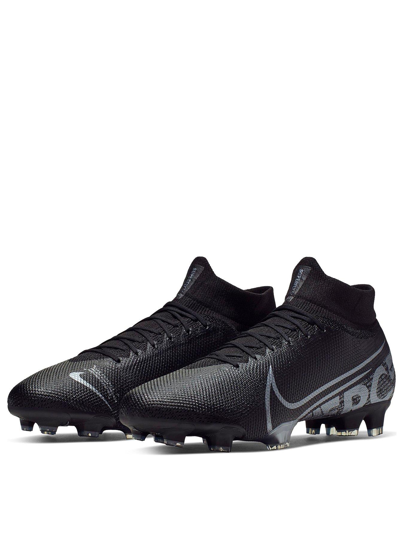 Nike Mercurial Superfly 7 Elite MDS FG Men 's Football Ball.