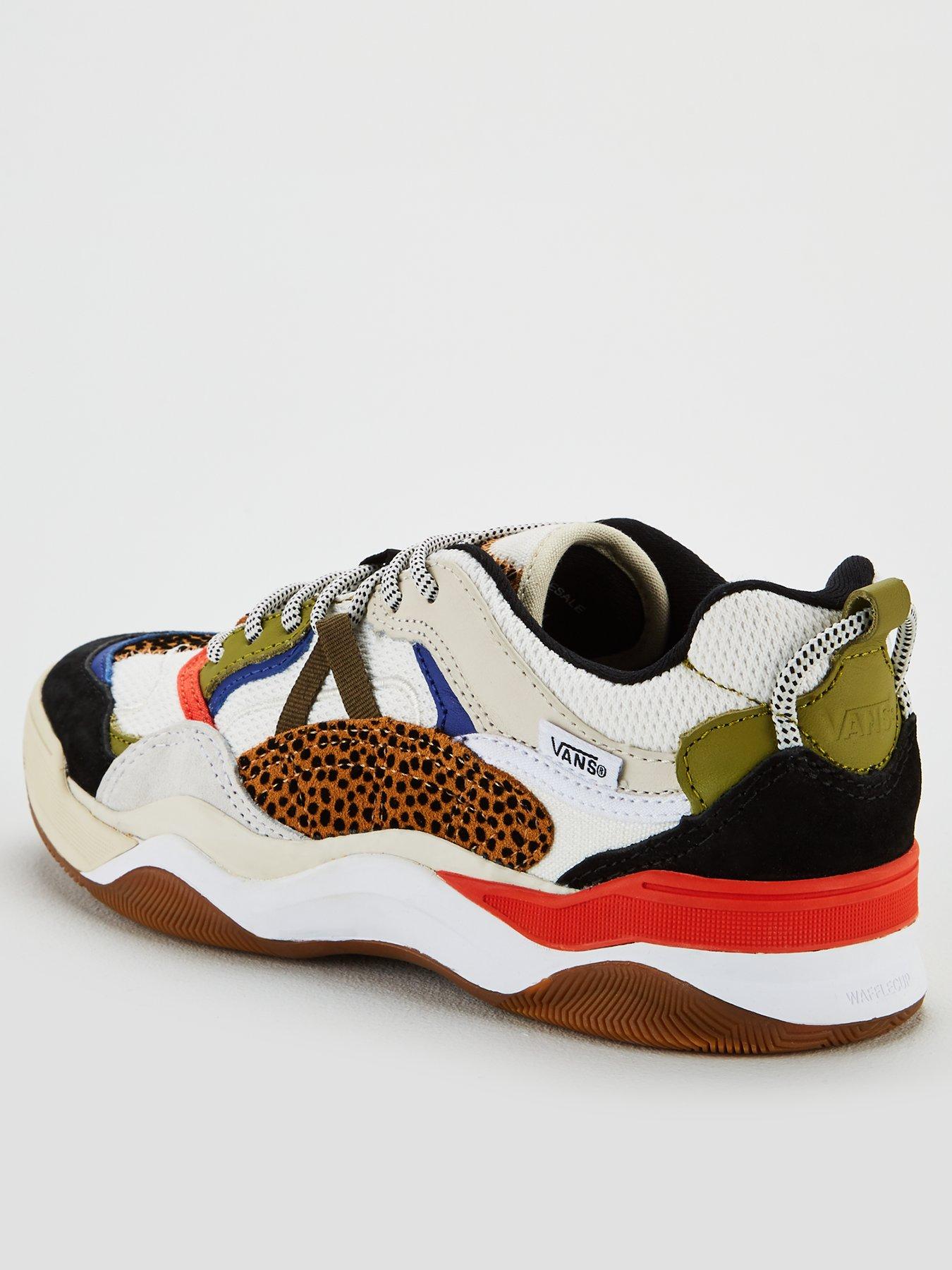 vans varix leopard