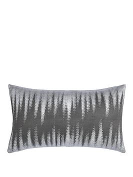 sam-faiers-manhattan-filled-cushion