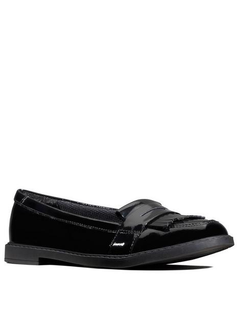 clarks-girlsnbspyouth-scala-bright-loafers-black-patent