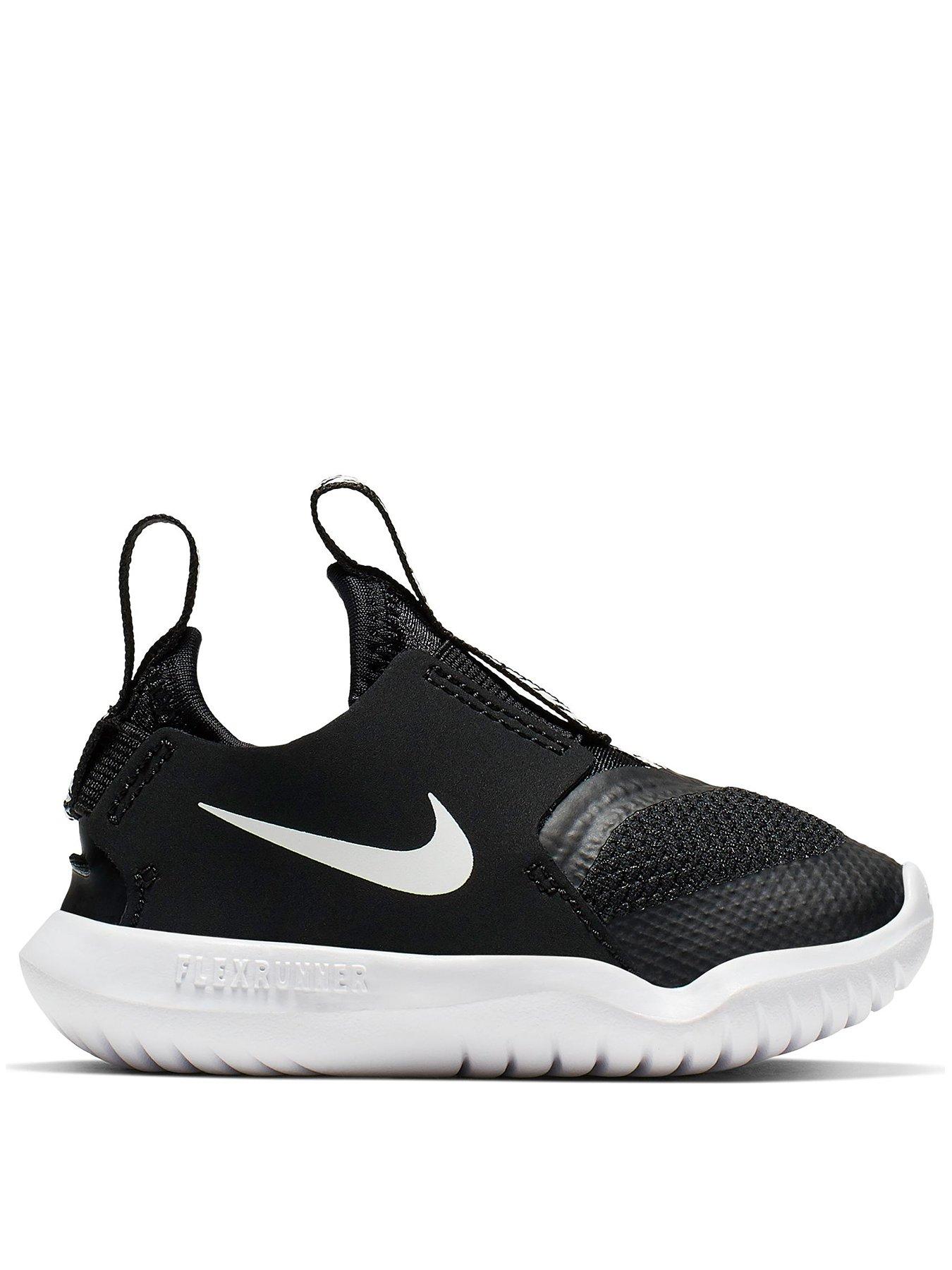 nike flex runner trainers