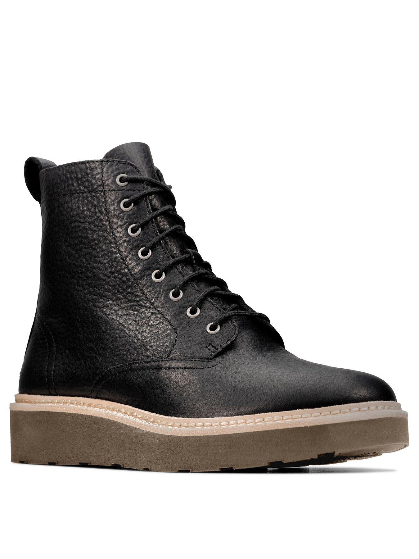 clarks trace pine black