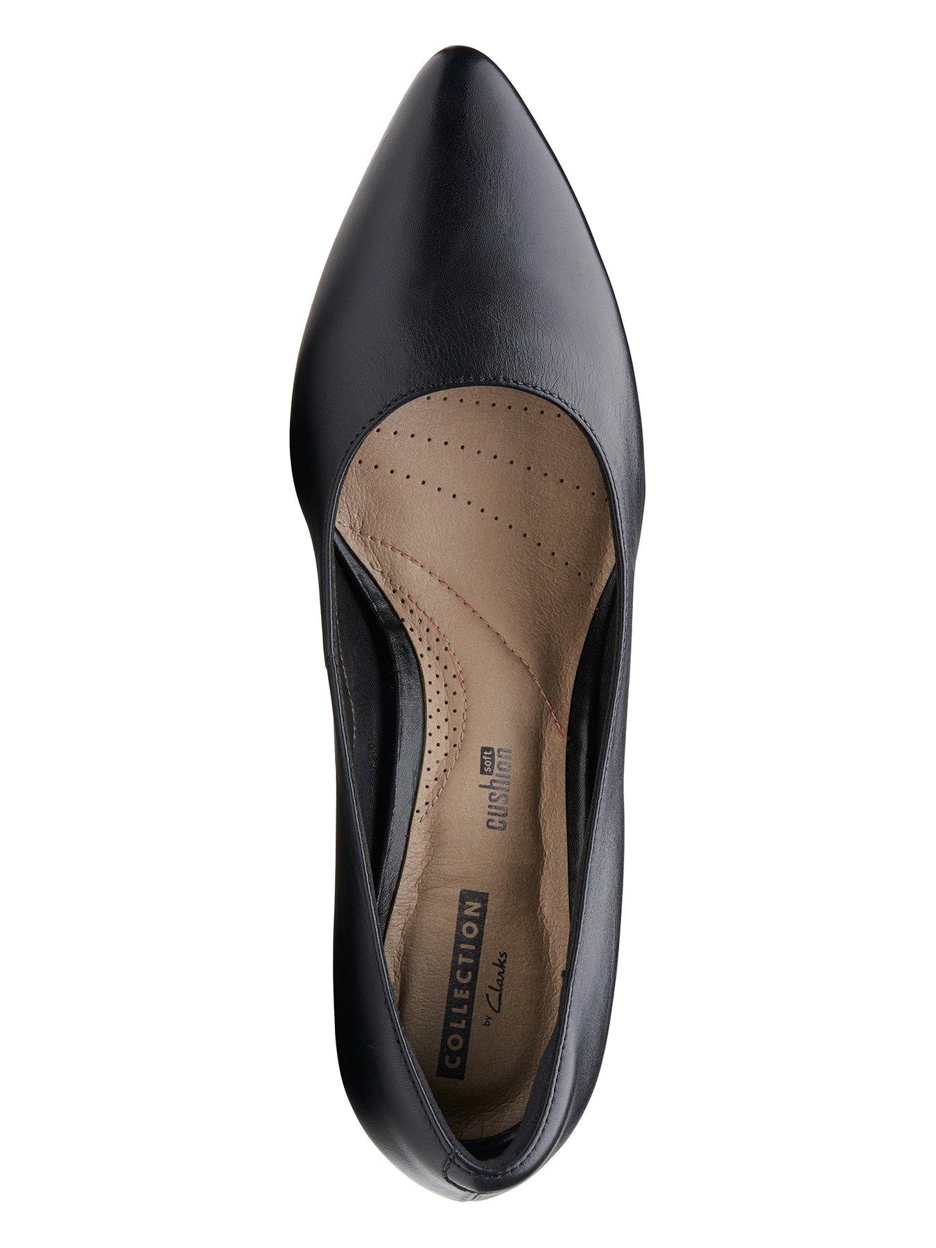 clarks court shoes wide fit