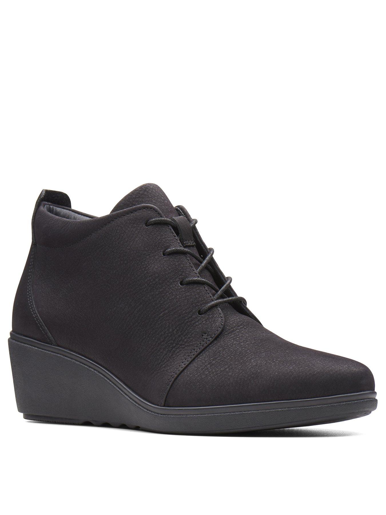 clarks unstructured ankle boots