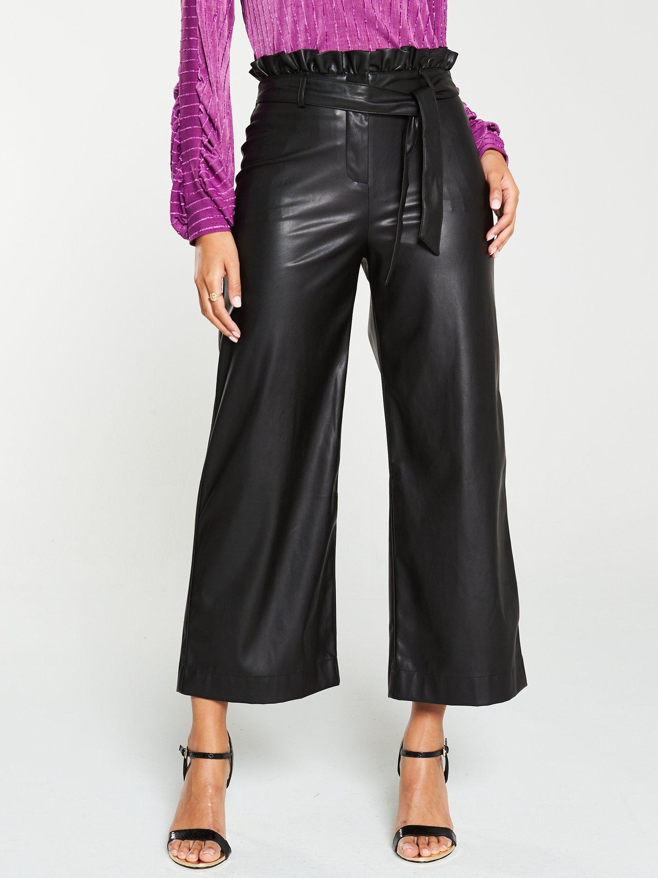 faux leather cropped trousers