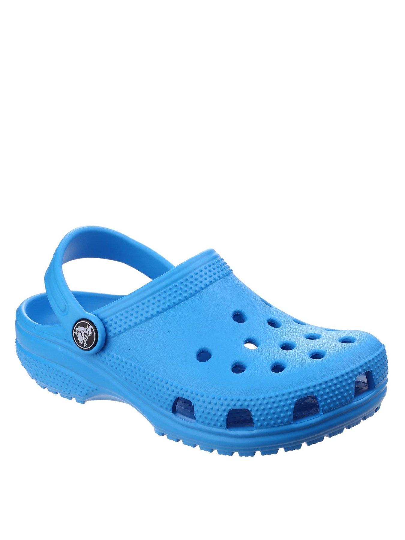 crocs kids size 4