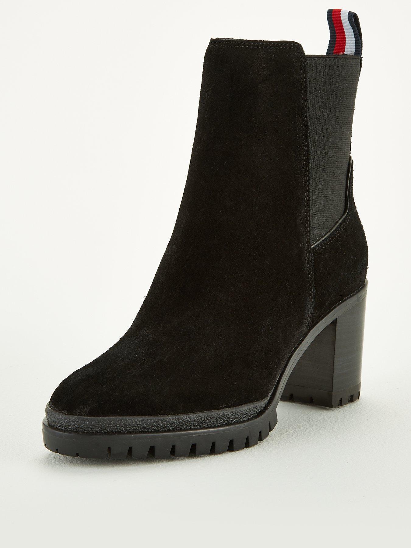 tommy hilfiger heeled chelsea boots