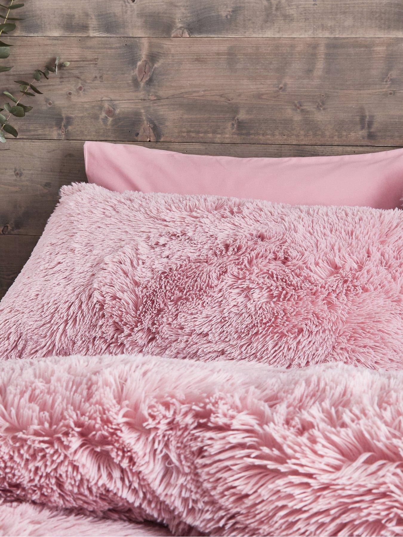 Catherine Lansfield Cuddly Faux Fur Duvet Cover Set