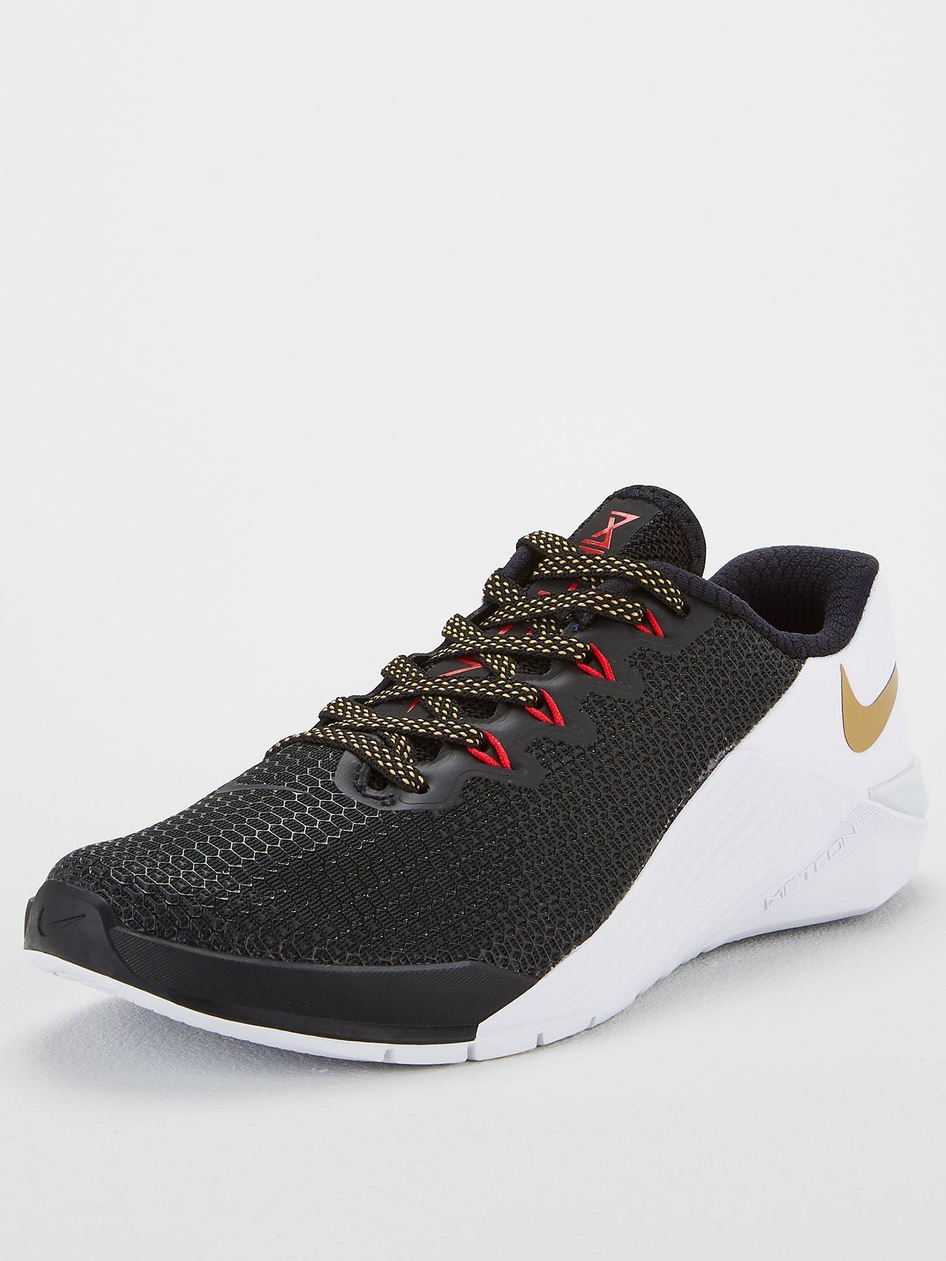 nike metcon 5 black gold