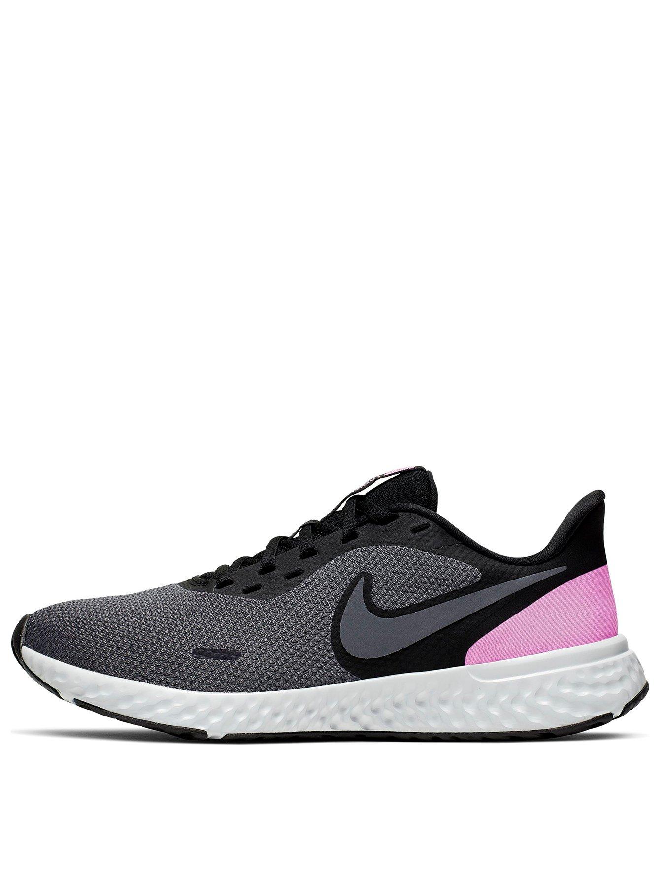 nike revolution 5 nude