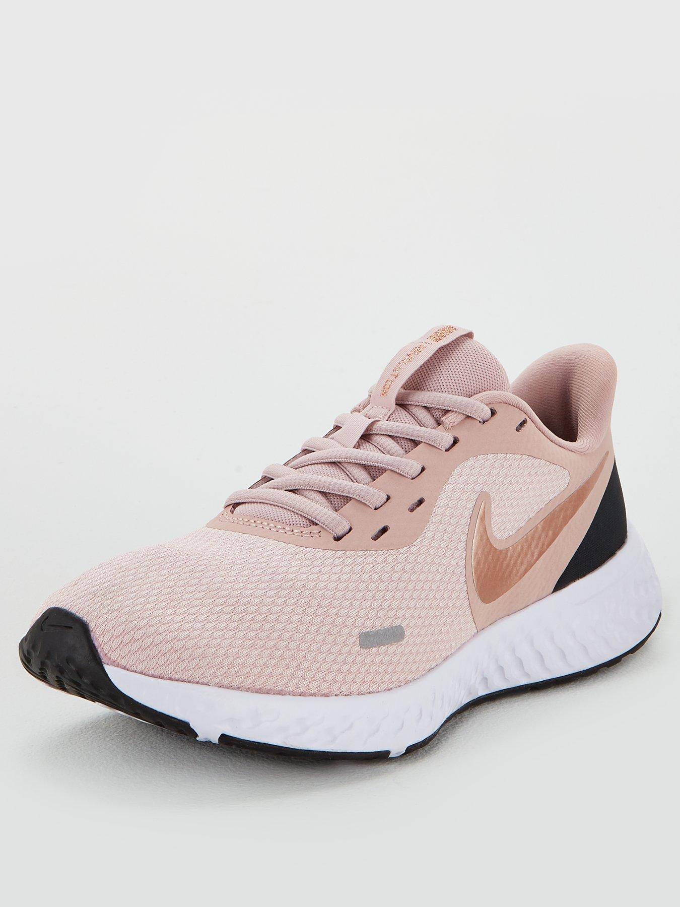 nike revolution black and pink