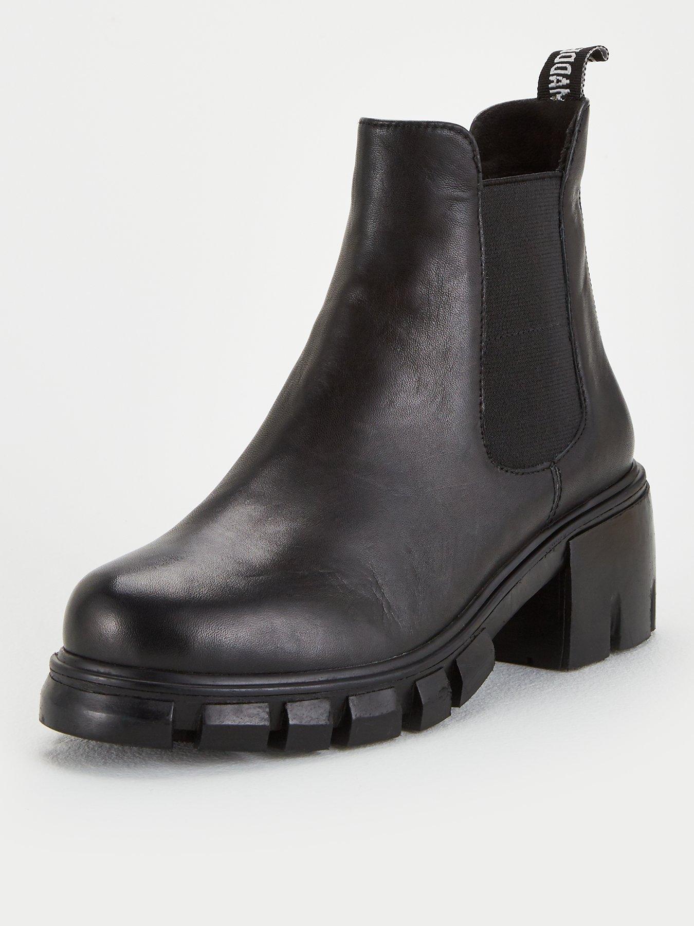 steve madden chunky boots