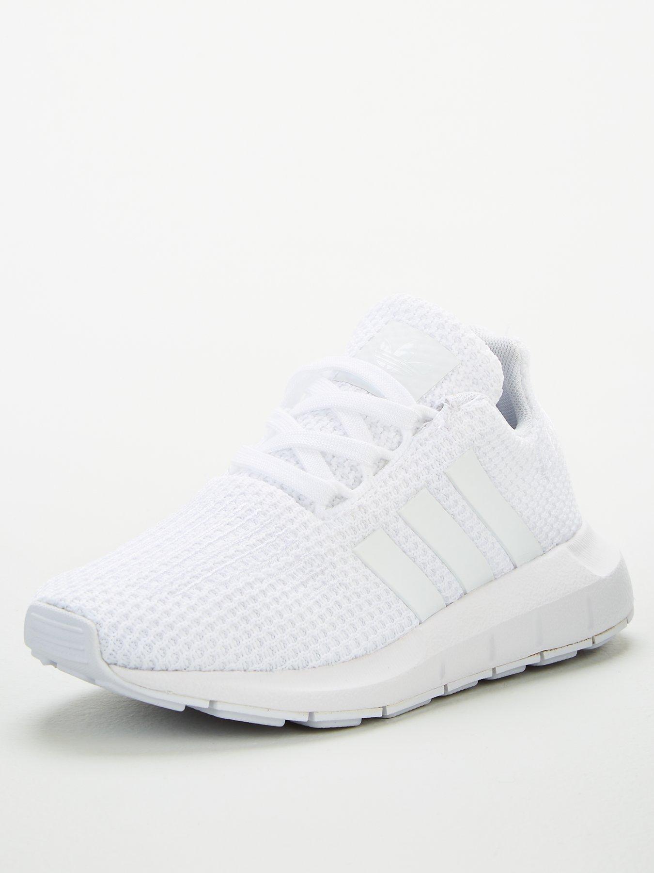 adidas swift run trainer