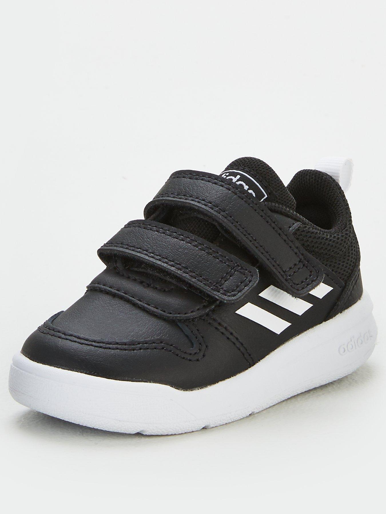 infant size 9 adidas trainers