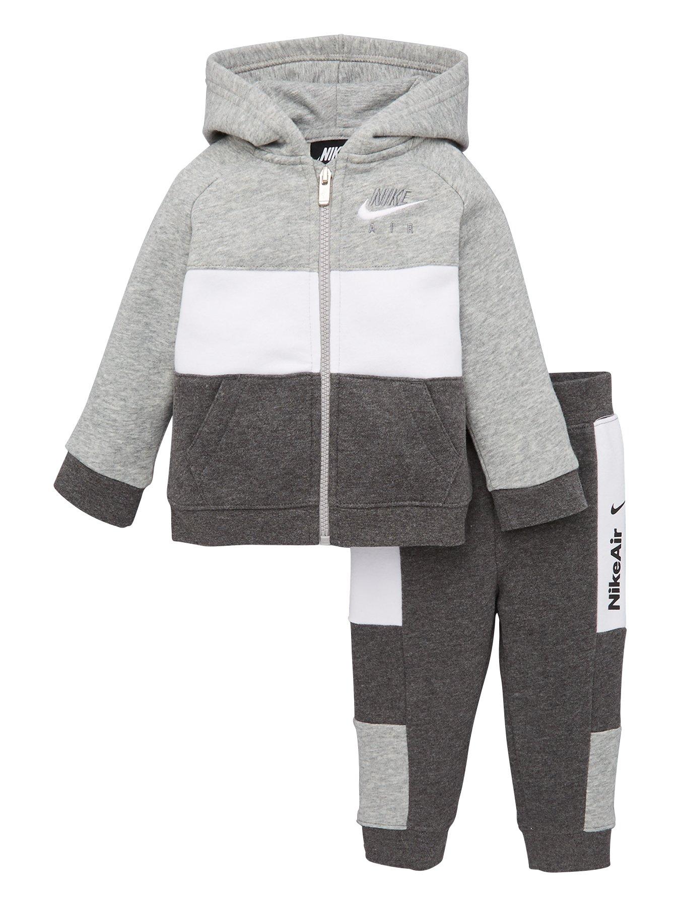 nike tricot taped tracksuit