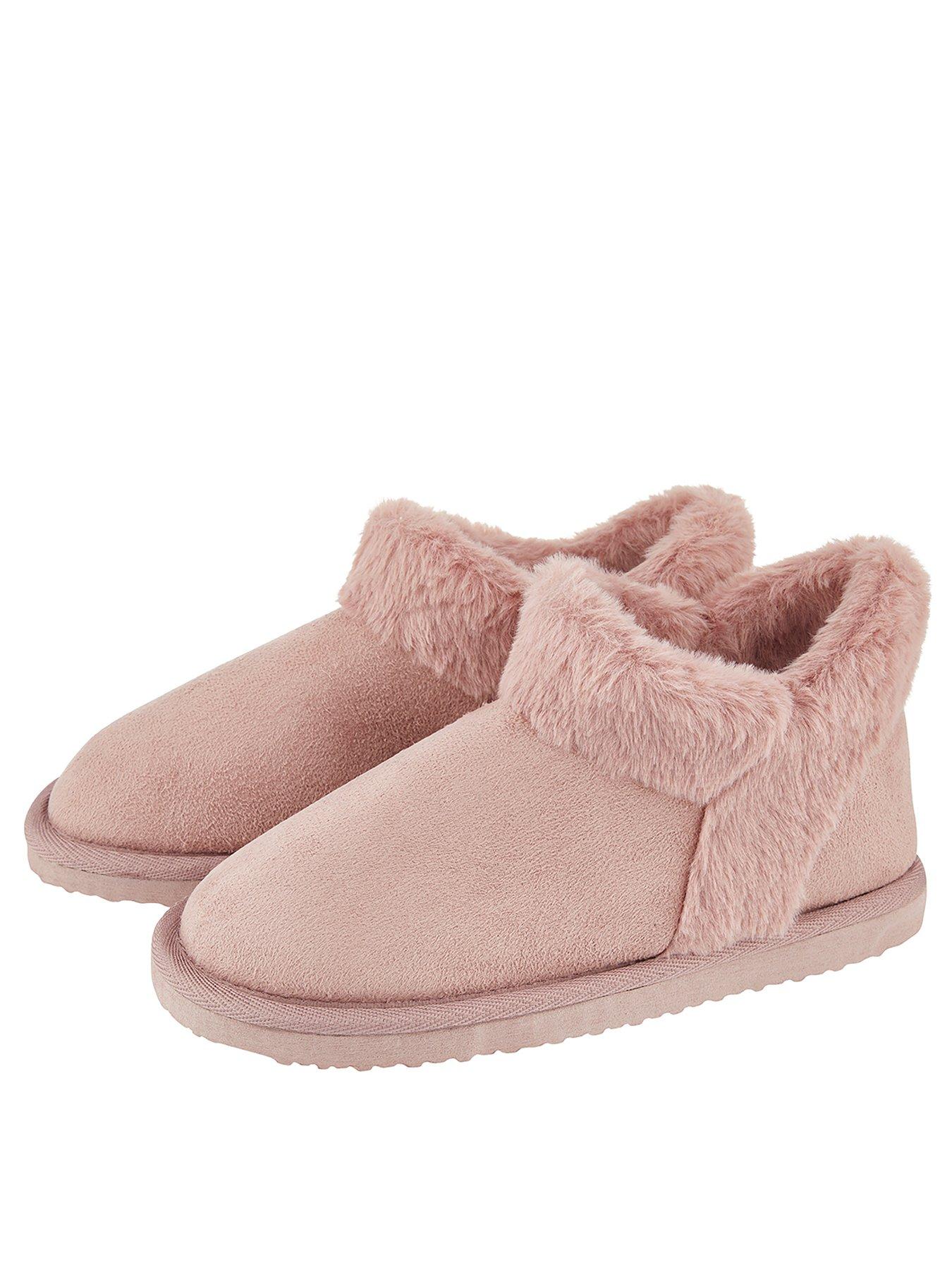 accessorise slipper boots