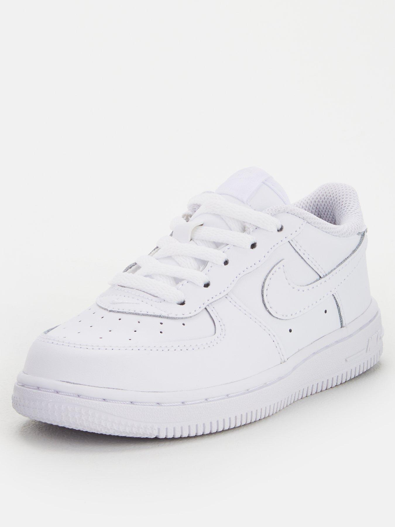 boys nike trainers grey