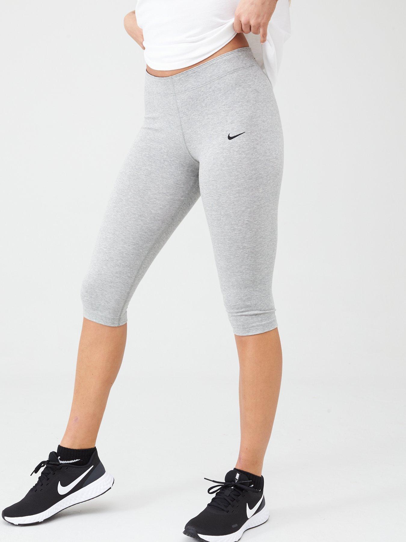 nike knee length leggings