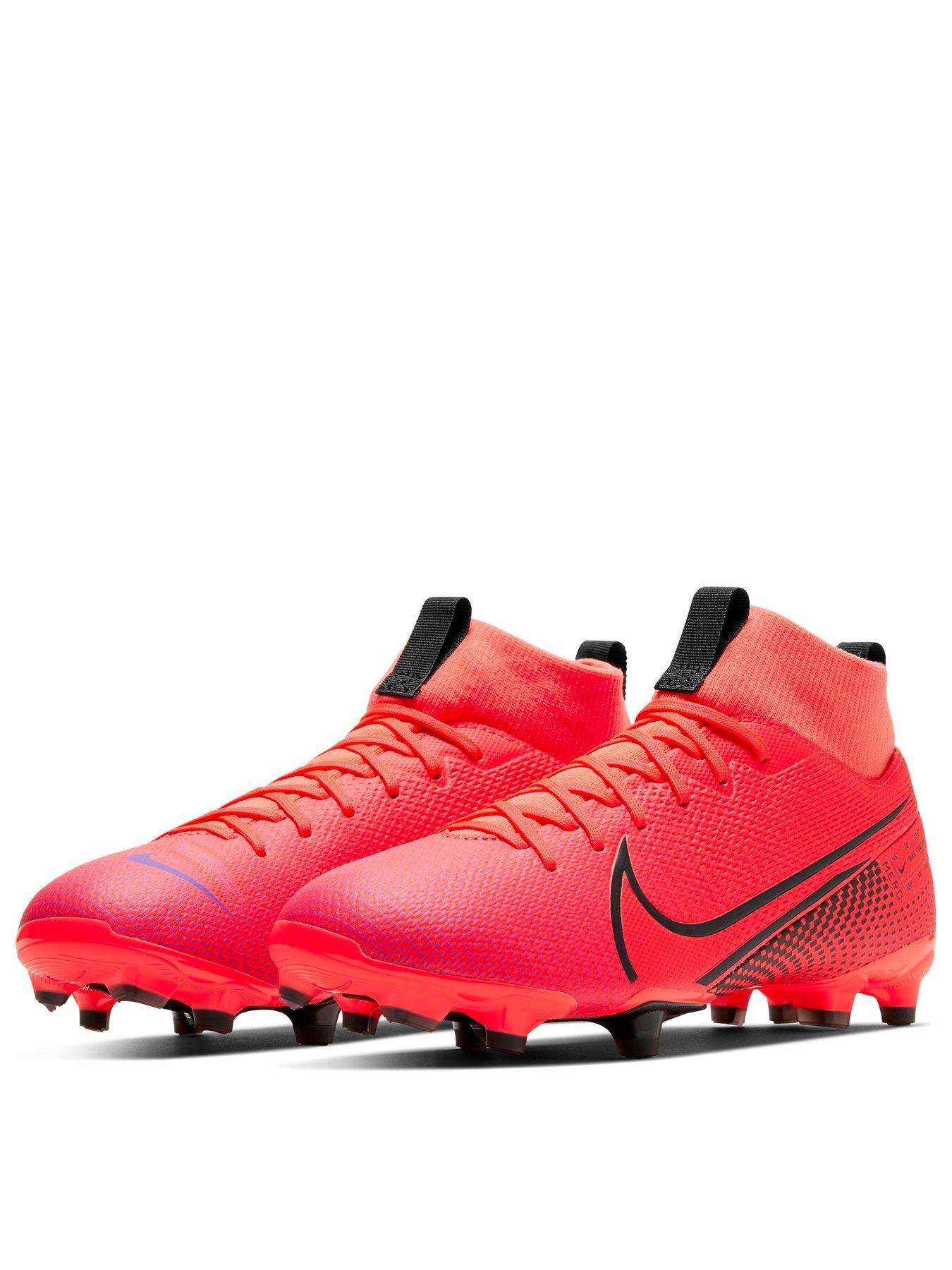 junior size 6 football boots