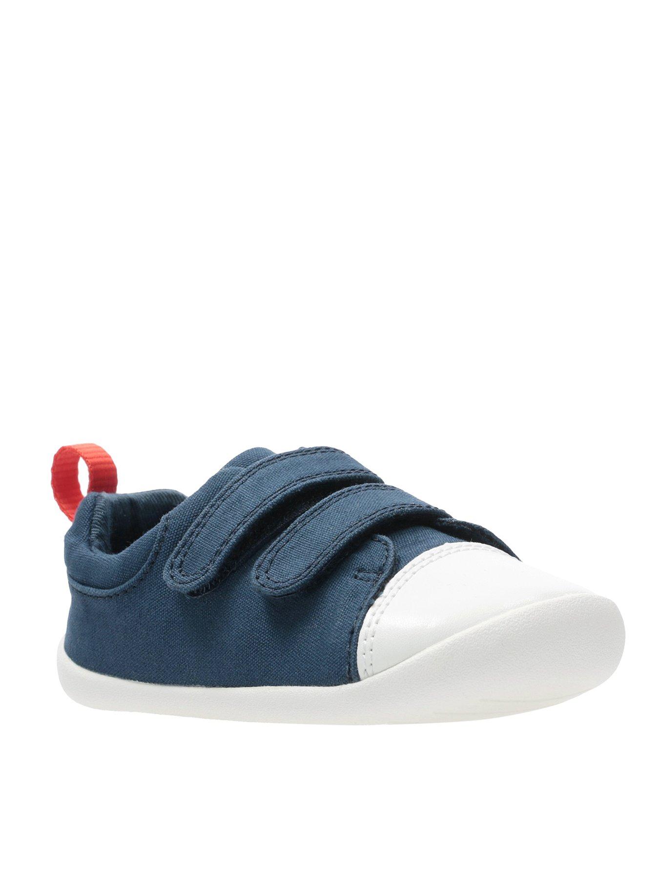 clarks boys canvas shoes