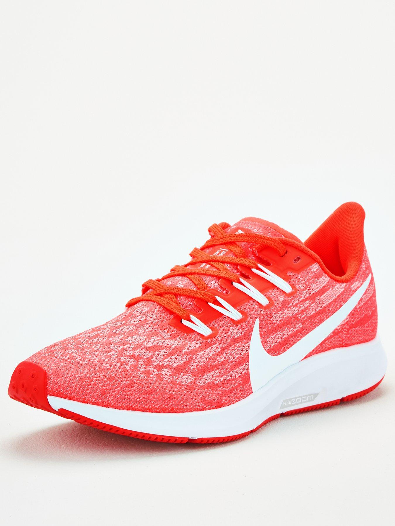 red nike womens trainers