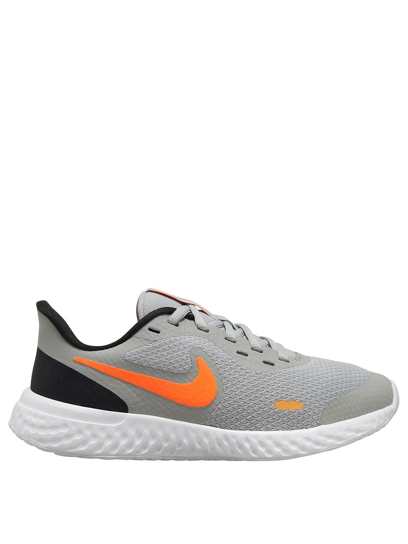 nike revolution 5 junior trainers