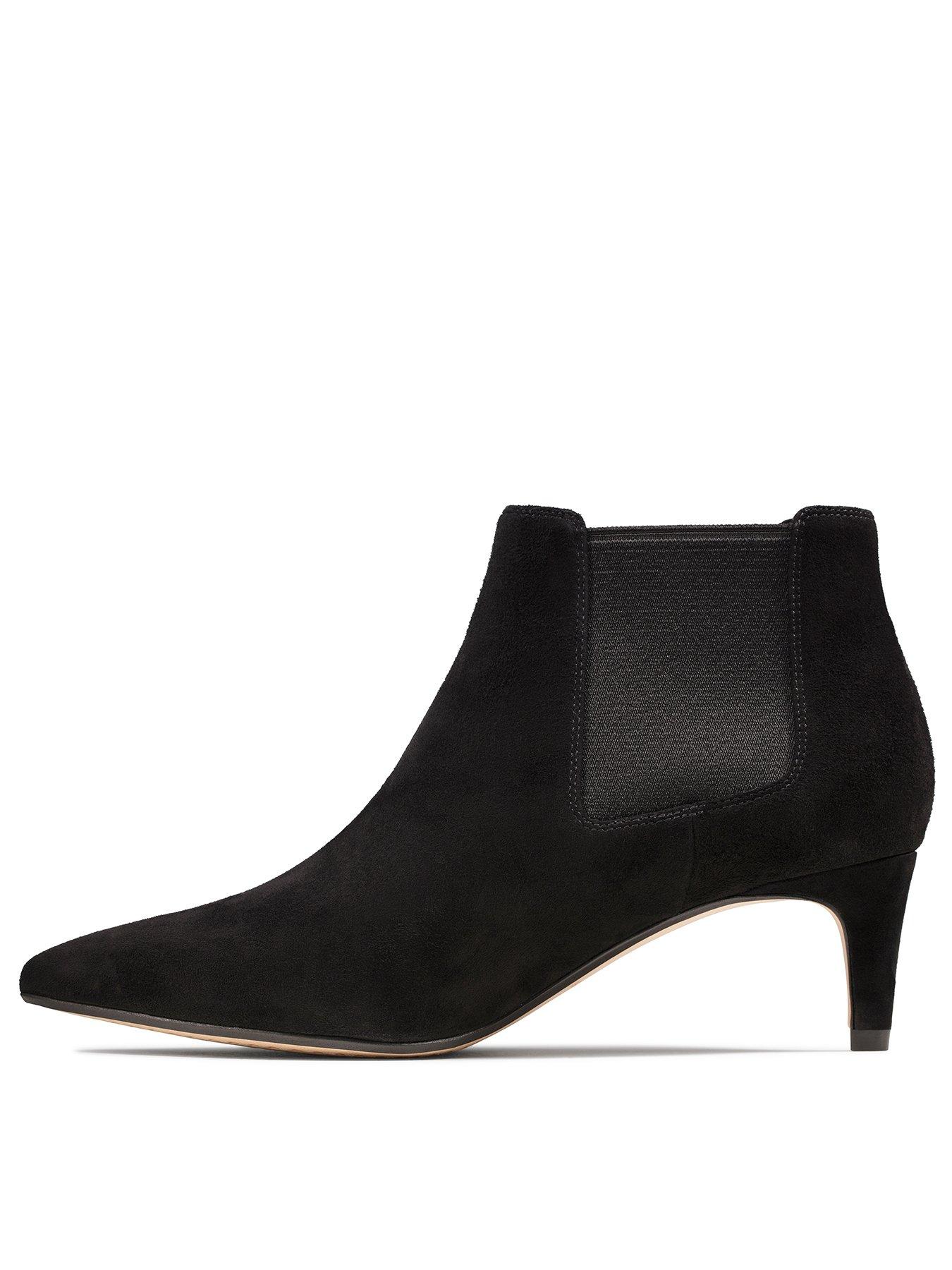 clarks kitten heel boots