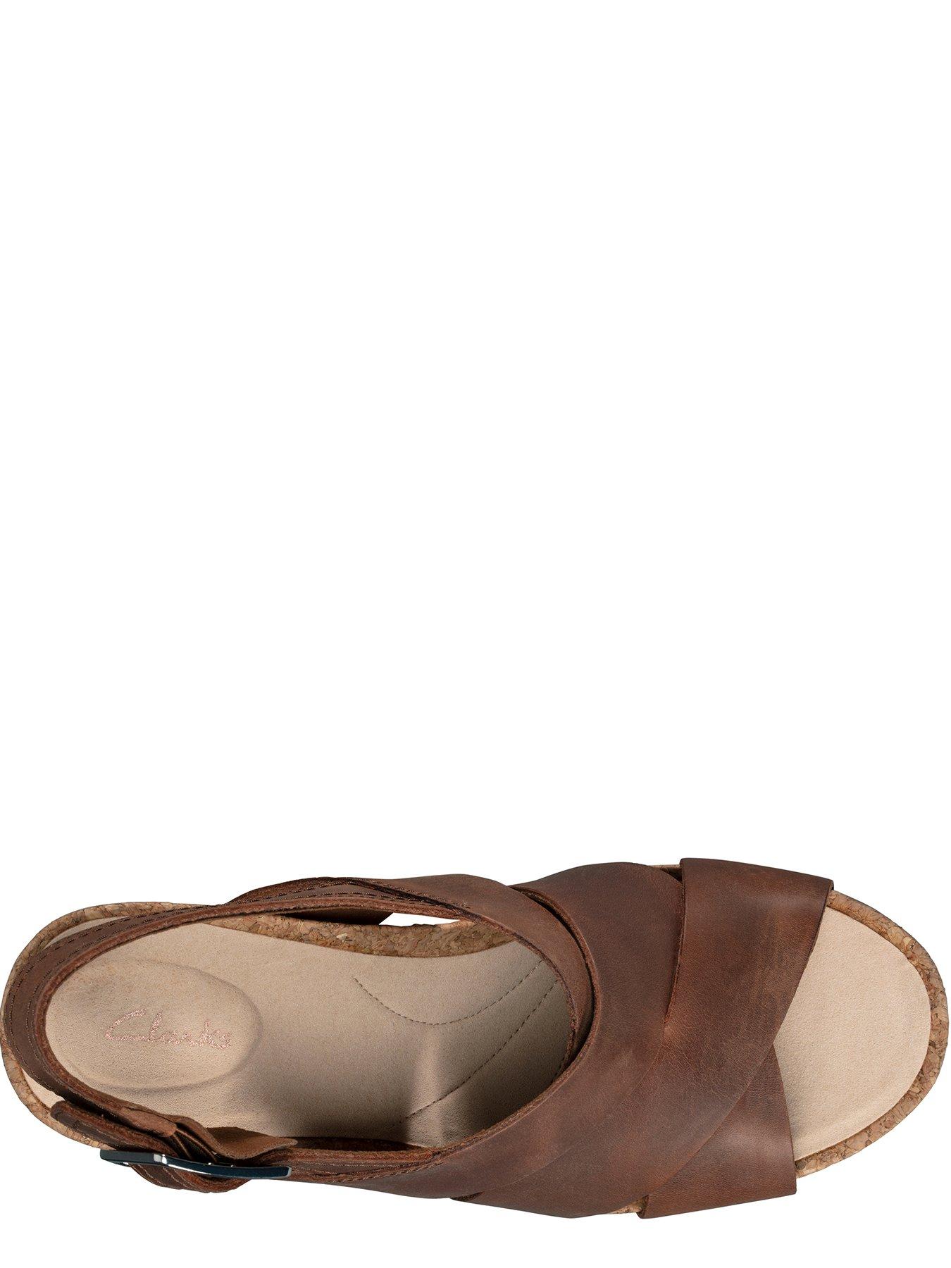 clarks flex sand wedge sandal