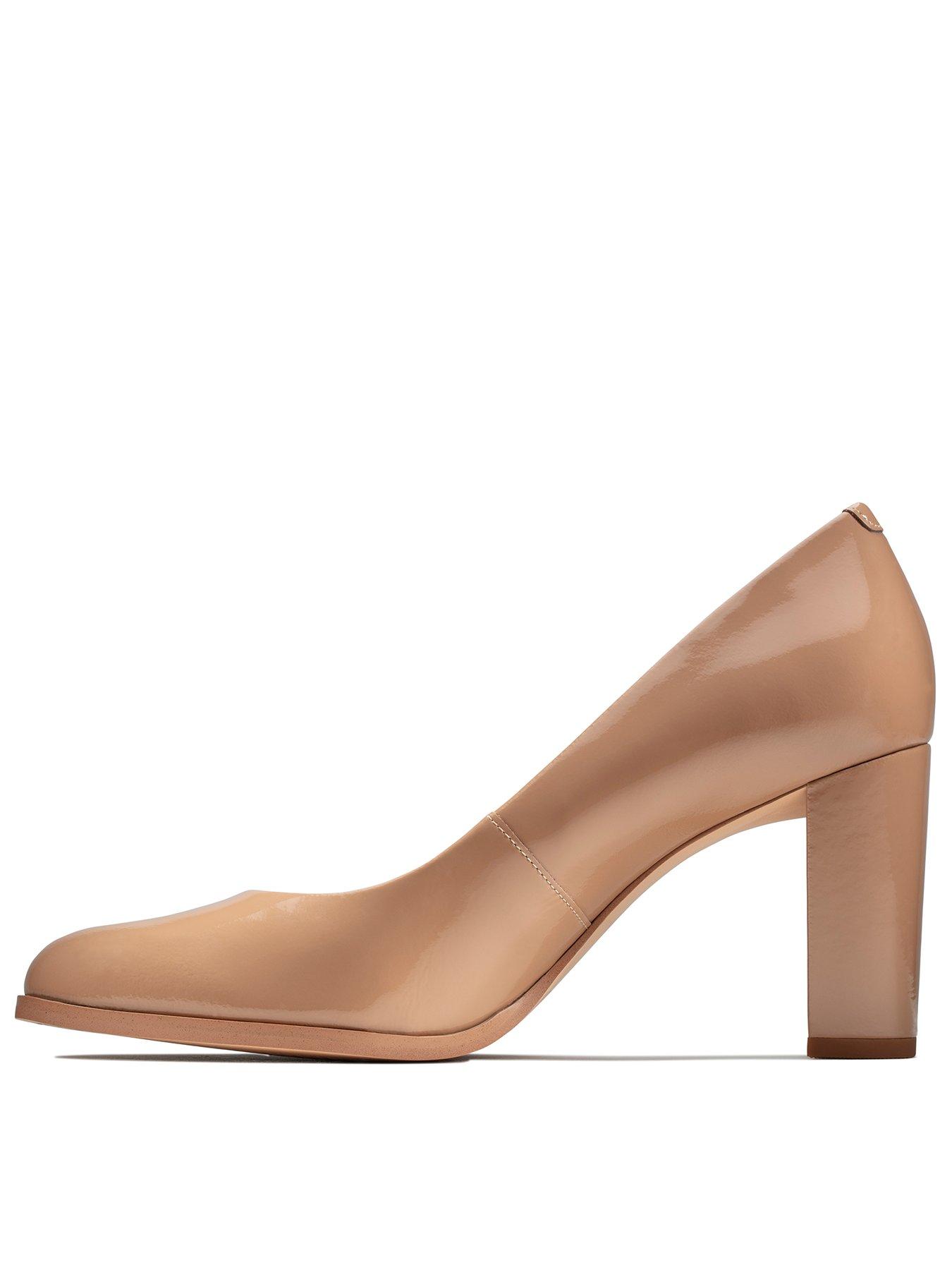 clarks block heel court shoes