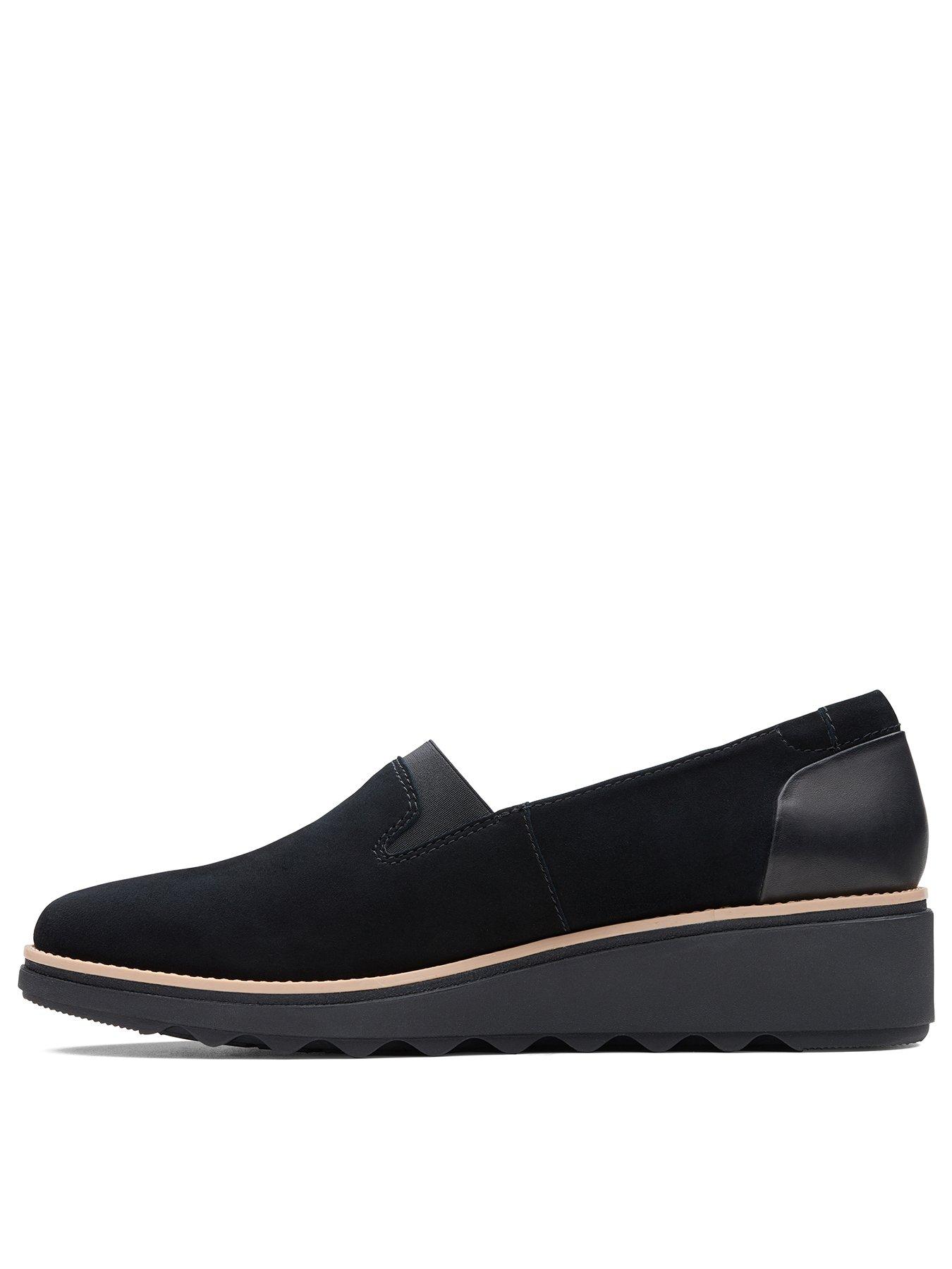 clarks wide fit slippers