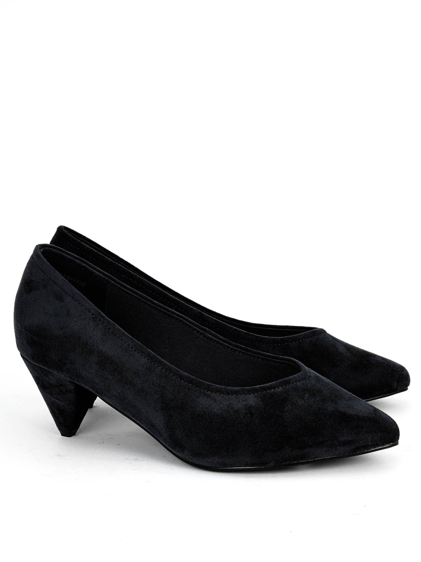 cone heel court shoes