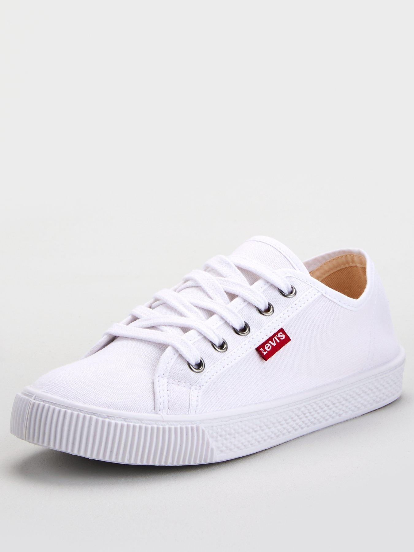 levis white pumps