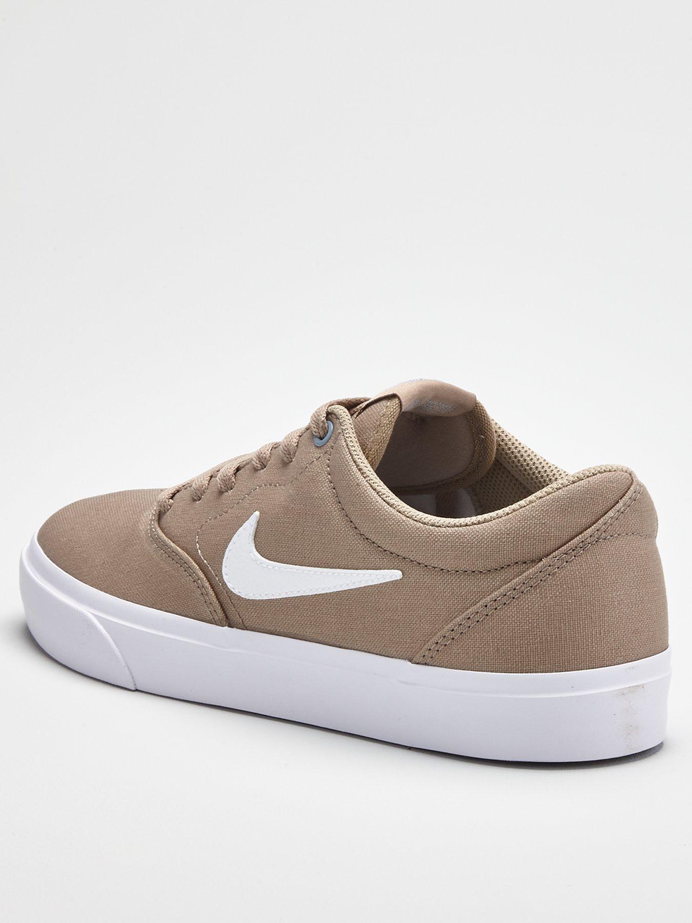 nike sb charge outfit