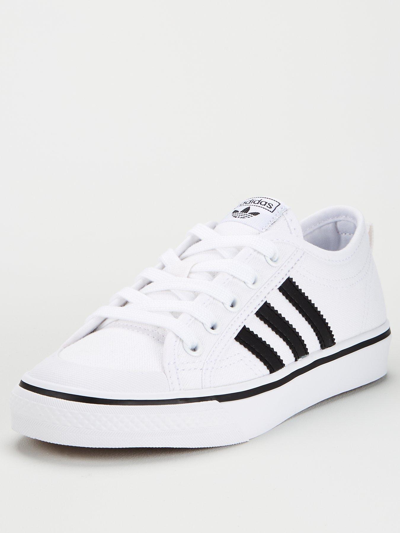 white adidas nizza junior
