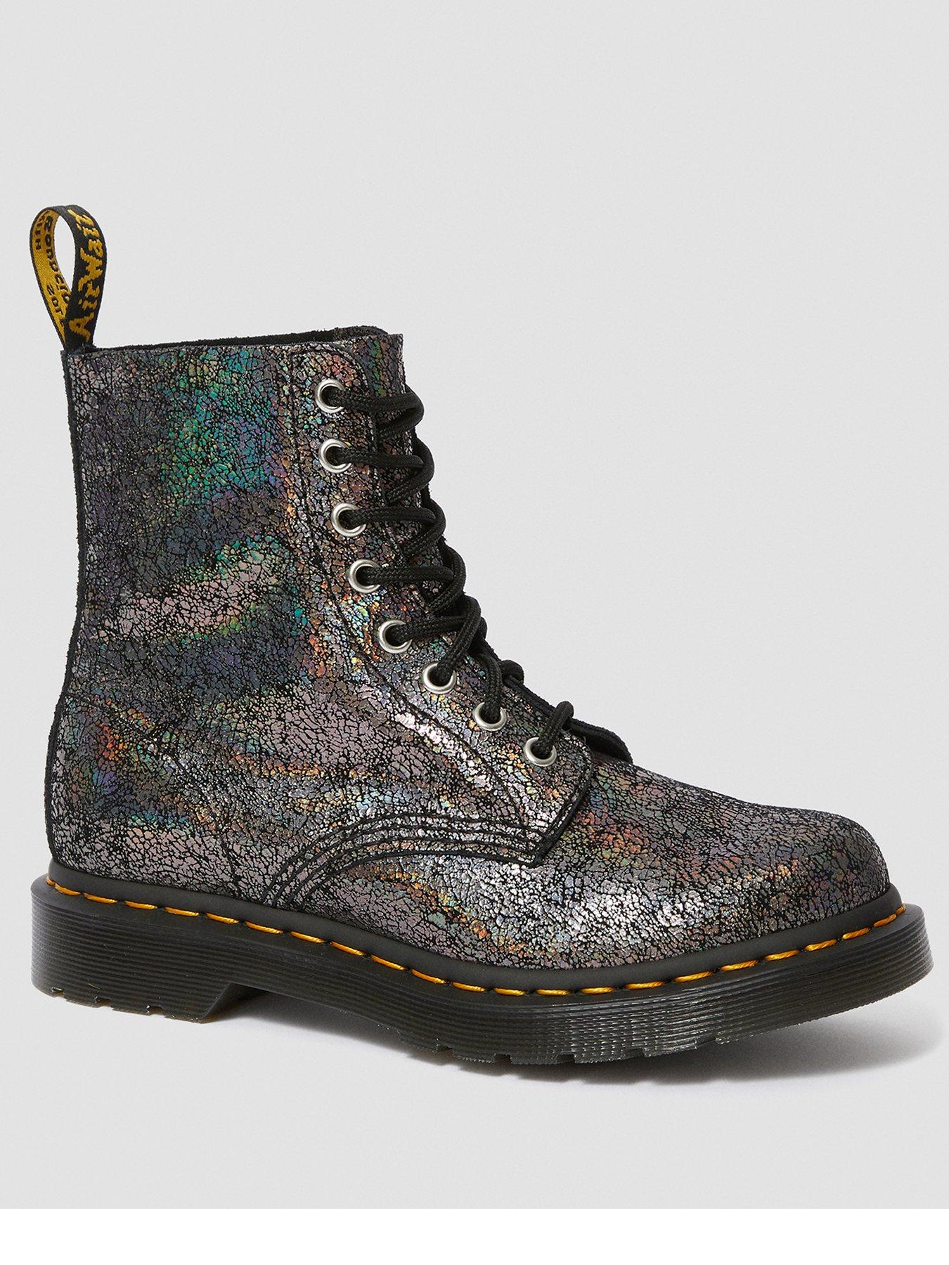 dr martens 1460 3 eye