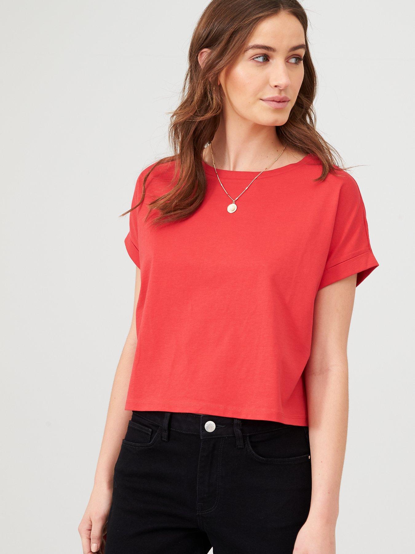 red boxy t shirt